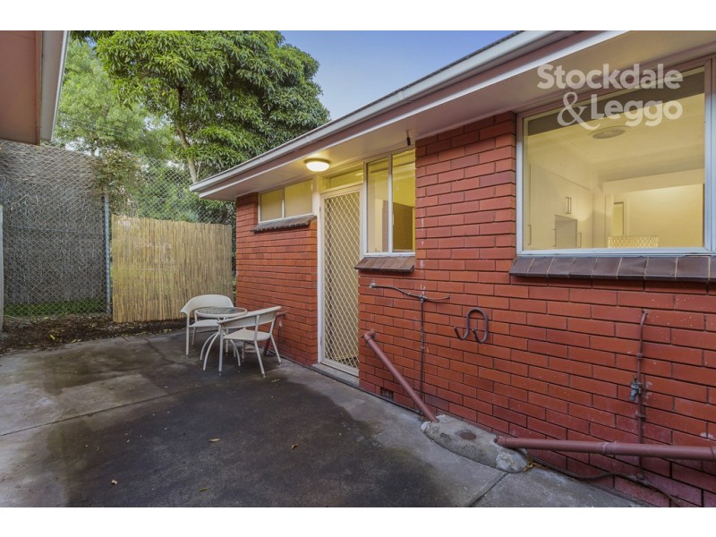 2/15 Central Avenue, Burwood VIC 3125