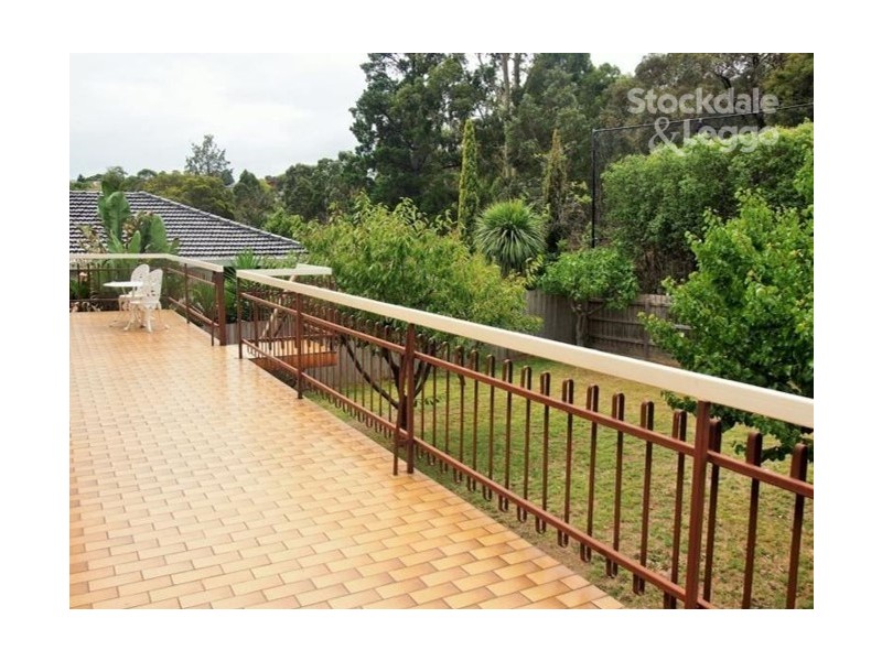 22 Golf Hill Avenue, Doncaster VIC 3108
