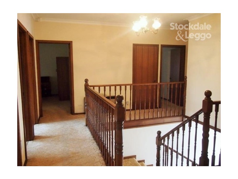 22 Golf Hill Avenue, Doncaster VIC 3108