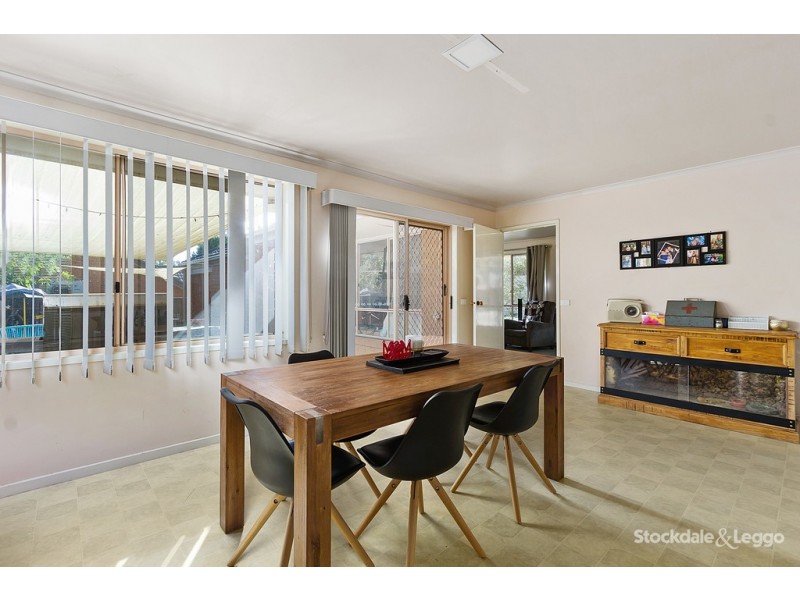 10 Carol Hancock Place, Croydon North VIC 3136