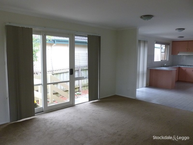 33A Peter Avenue, Blackburn North VIC 3130