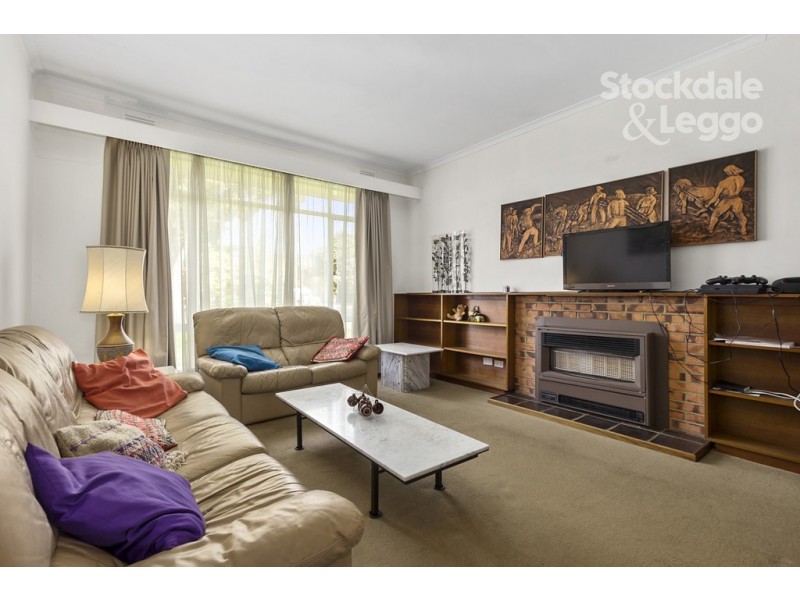 67 Husband Road, Forest Hill VIC 3131