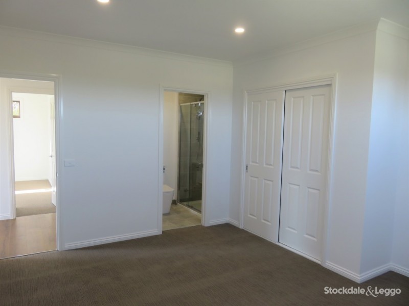 2/133 Mount Pleasant Road, Forest Hill VIC 3131