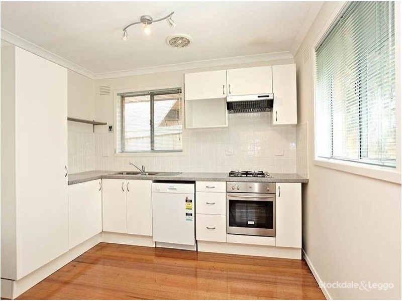 1/14 Bessazile Avenue, Forest Hill VIC 3131