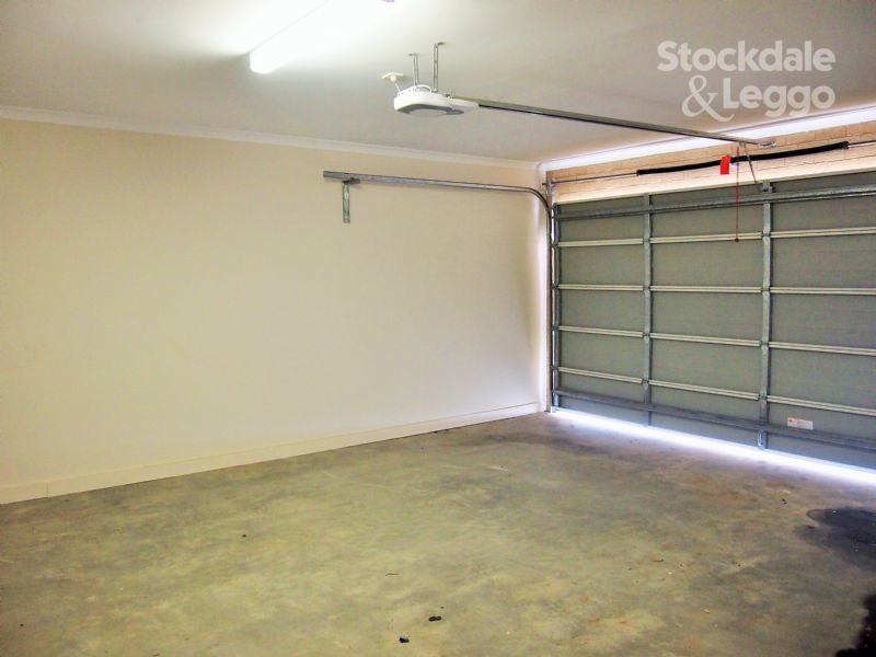 18 White Flats Terrace, Croydon VIC 3136