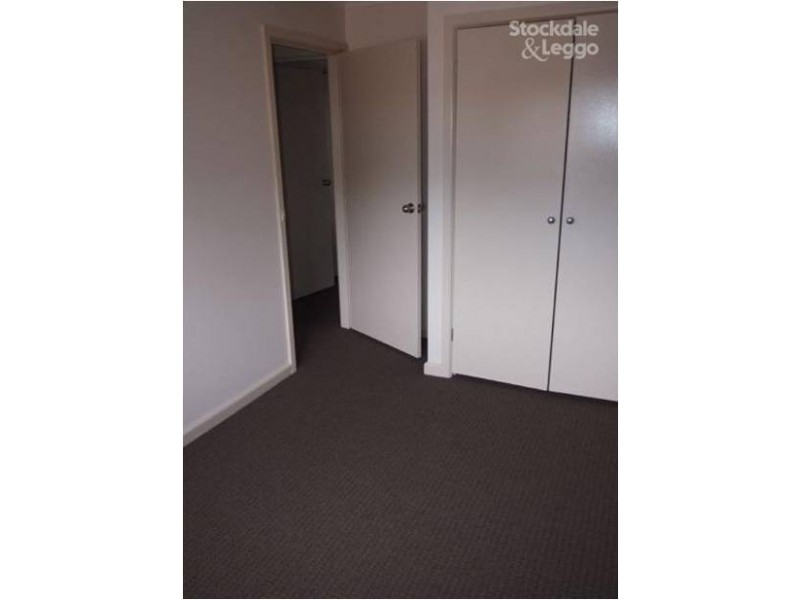 2/9 Station Street, Blackburn VIC 3130