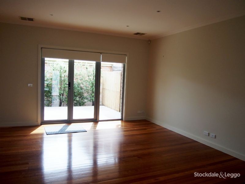 2/1082 Doncaster Road, Doncaster East VIC 3109