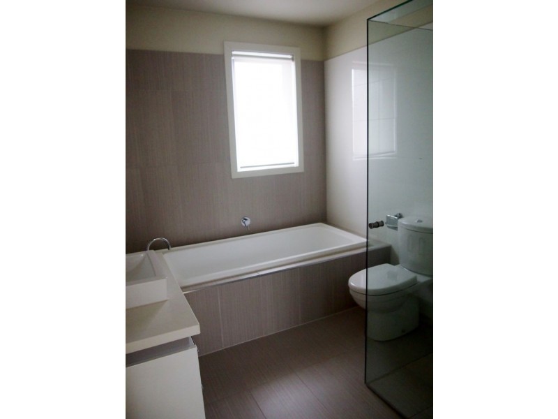 2/1082 Doncaster Road, Doncaster East VIC 3109