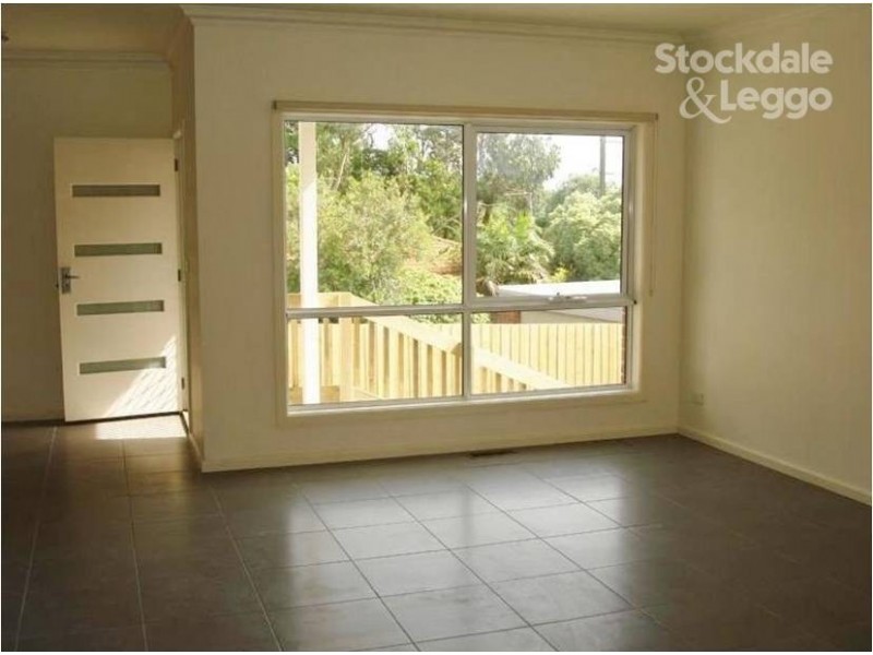 3/8 Lena Grove, Ringwood VIC 3134