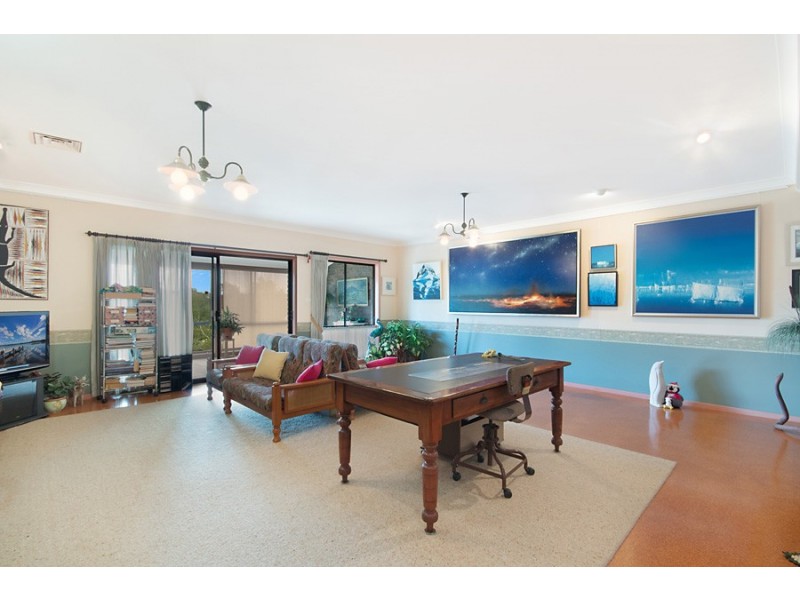 112 Dangerfield Drive, Elermore Vale NSW 2287