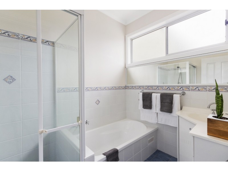 283 McCaffery Drive, Rankin Park NSW 2287