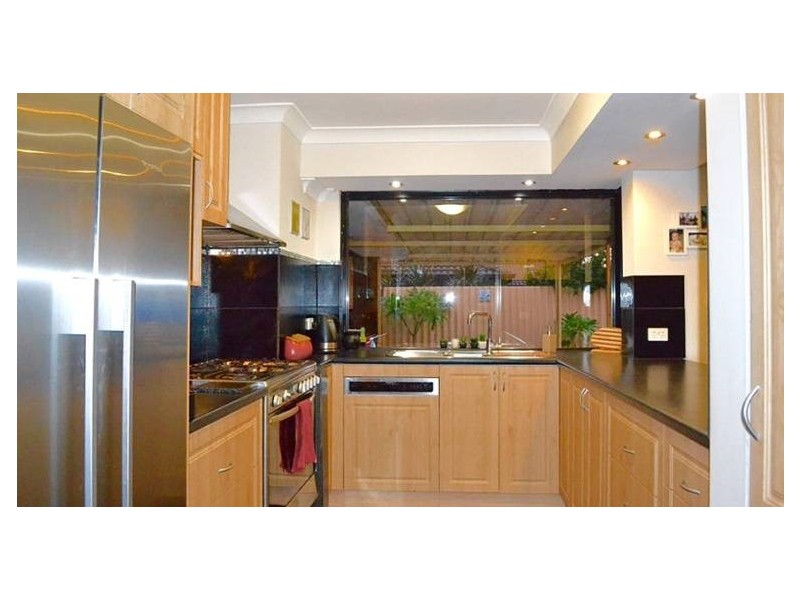 10 Paringa Place, Gosnells WA 6110