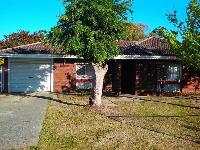 96 Third Avenue, Kelmscott WA 6111