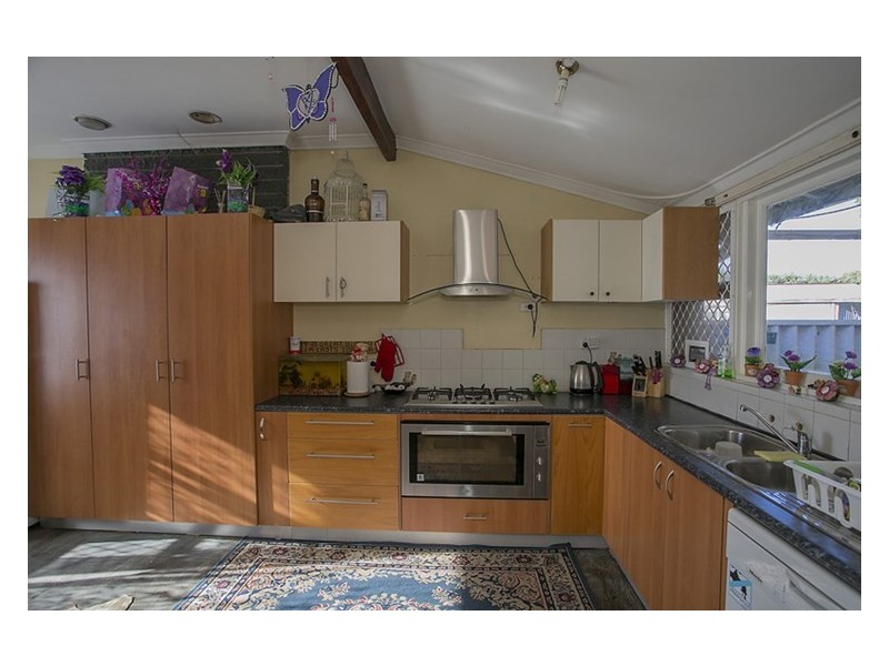 12 Bernice Way, Thornlie WA 6108
