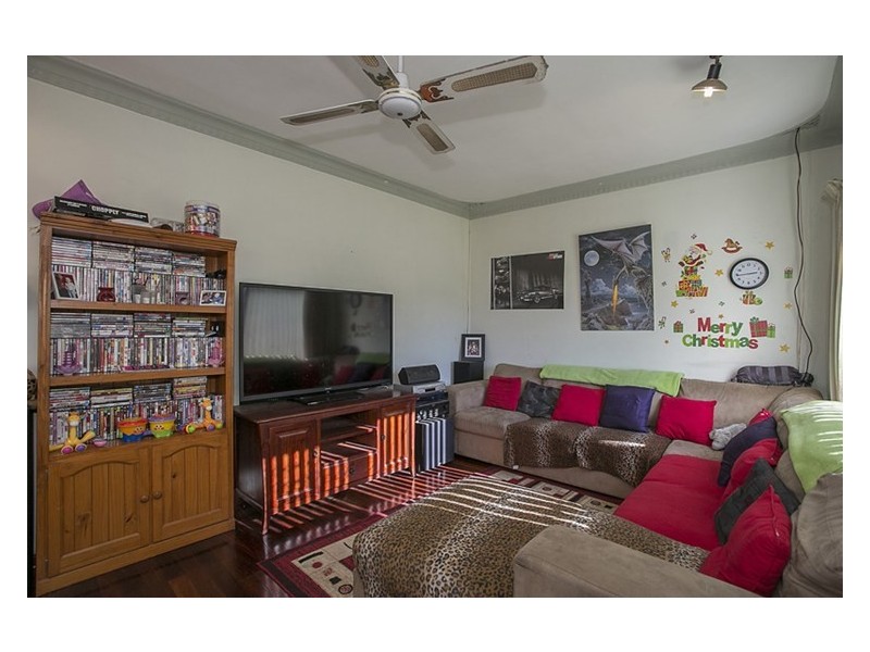 12 Bernice Way, Thornlie WA 6108