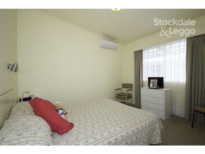 22 Blackmore Avenue, Leongatha VIC 3953