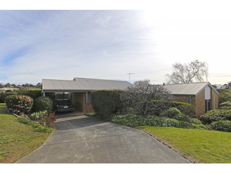 37 Chamberlain Drive, Leongatha VIC 3953
