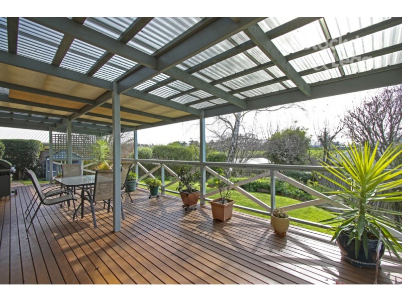 37 Chamberlain Drive, Leongatha VIC 3953