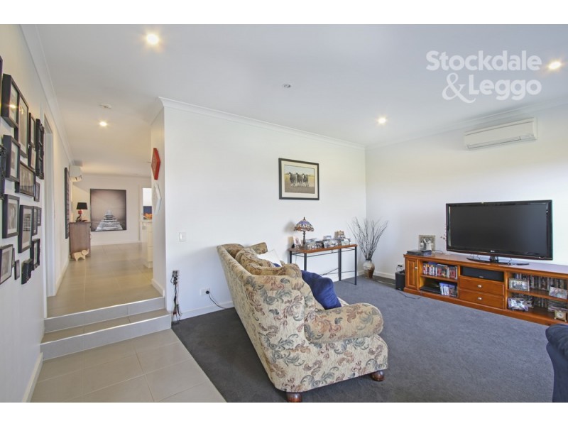 17 Veronica Court, Leongatha VIC 3953