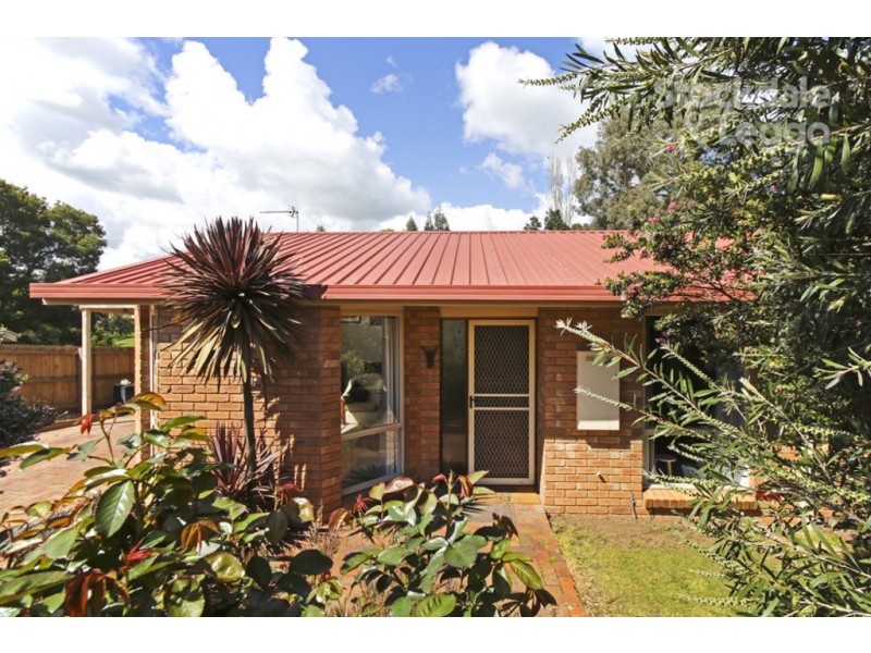 19 Eden Crescent, Leongatha VIC 3953