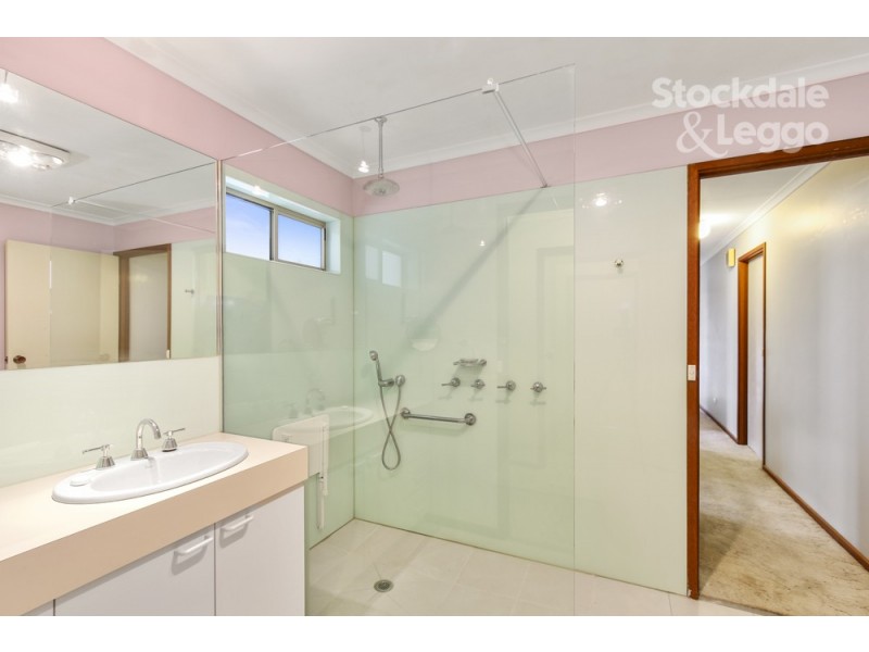 1 Callaway Crescent, Leongatha VIC 3953