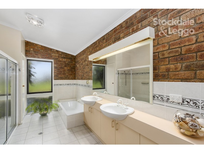 165 Racecourse  Road, Leongatha South VIC 3953