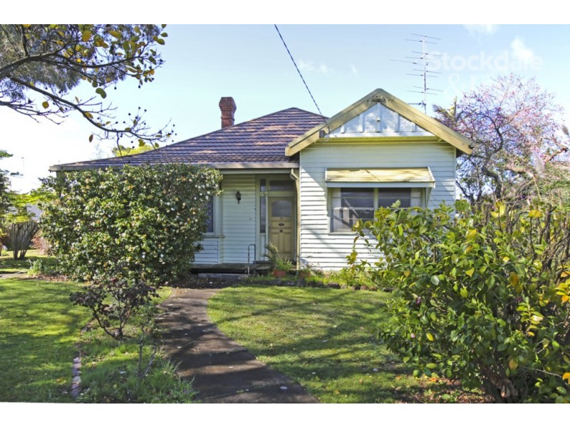 14 Ogilvy Street, Leongatha VIC 3953