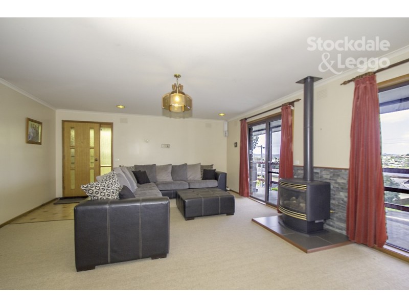 19 Lee Parade, Leongatha VIC 3953