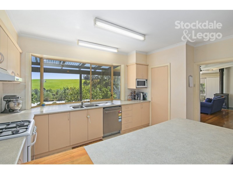 30 Hydes Road, Koorooman VIC 3953