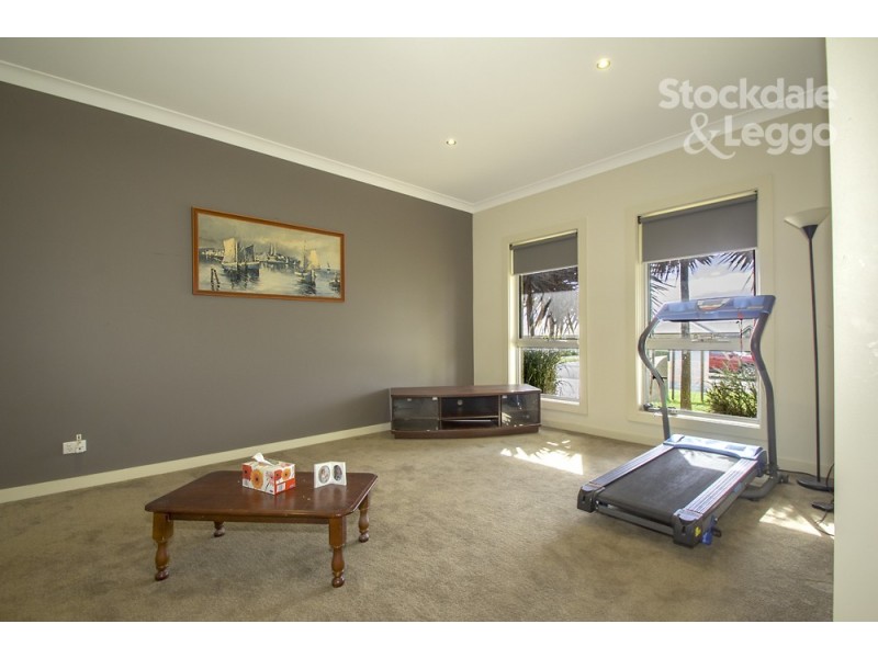12 Carr Avenue, Leongatha VIC 3953
