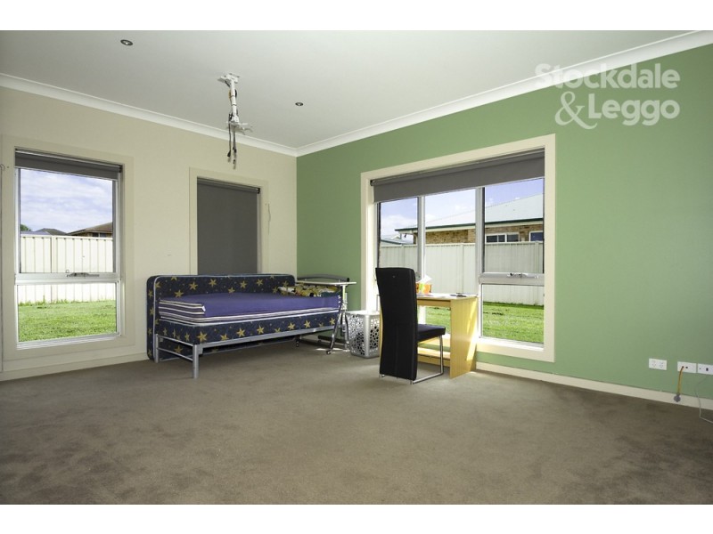 12 Carr Avenue, Leongatha VIC 3953
