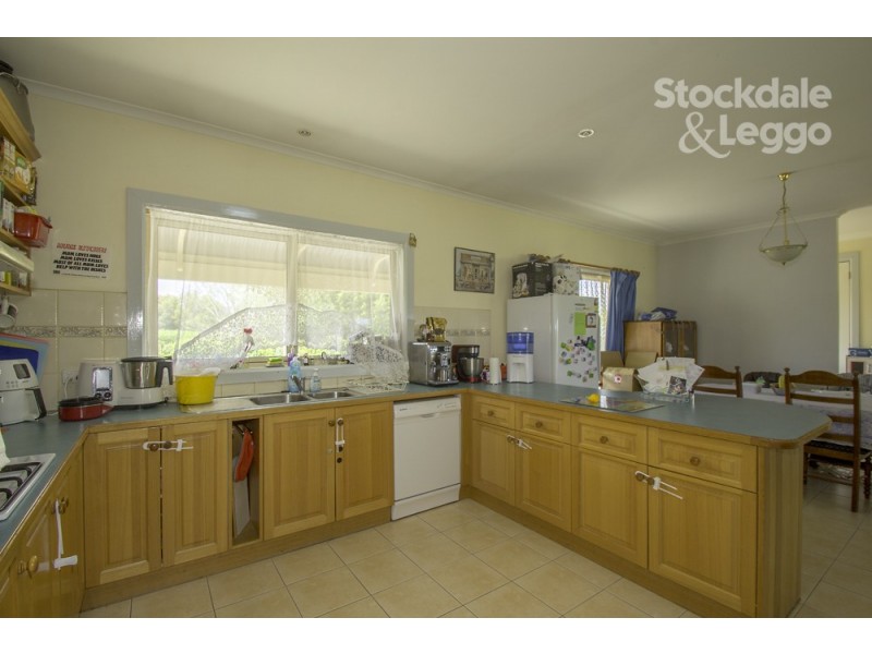 8 Ditchley Court, Leongatha VIC 3953