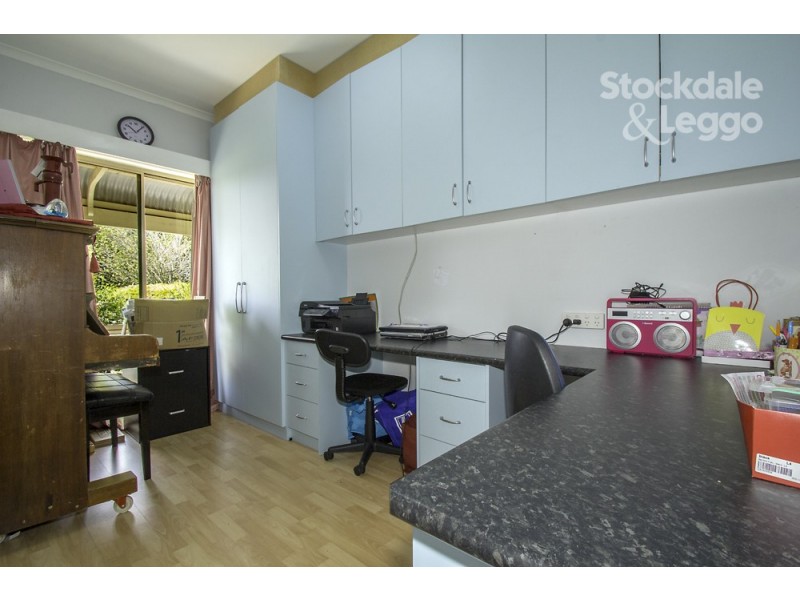 8 Ditchley Court, Leongatha VIC 3953