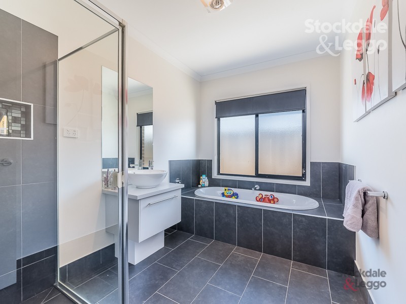 23 Eccles Way, Leongatha VIC 3953