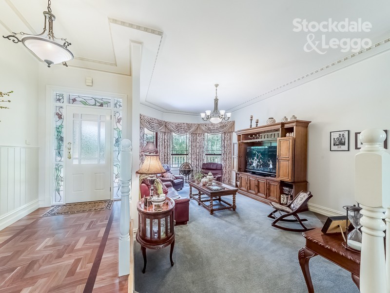 10 Louise Simon Court, Leongatha VIC 3953