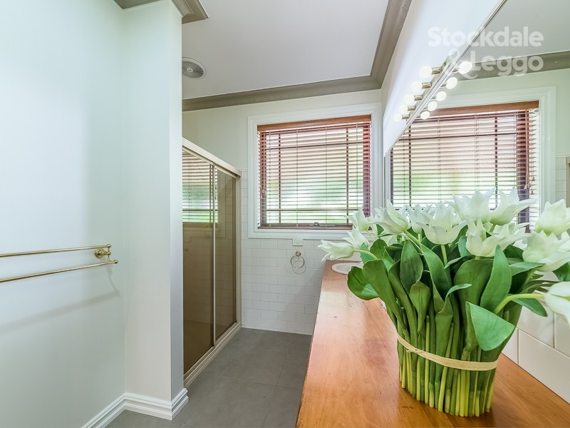 10 Louise Simon Court, Leongatha VIC 3953