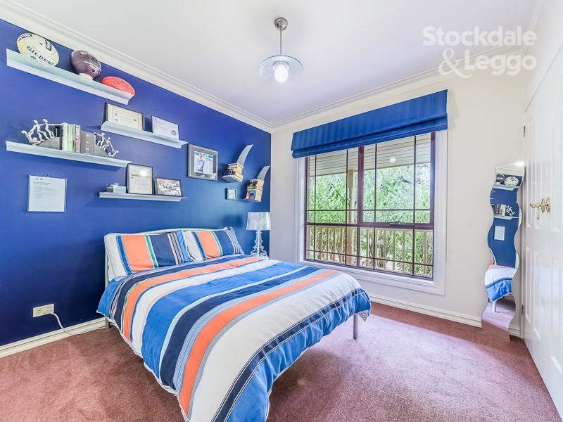 10 Louise Simon Court, Leongatha VIC 3953