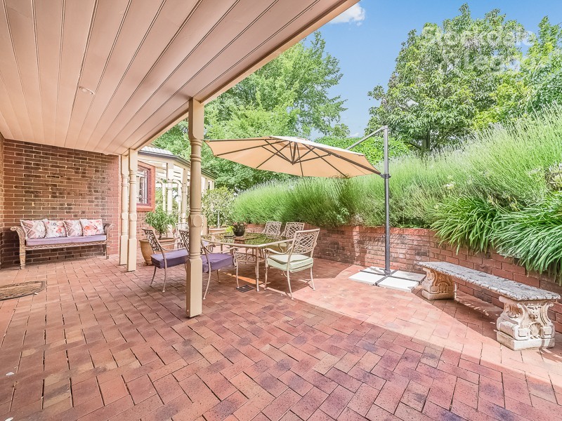 10 Louise Simon Court, Leongatha VIC 3953