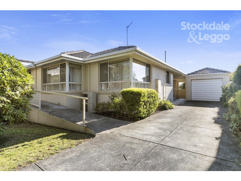 90 Mccartin Street, Leongatha VIC 3953