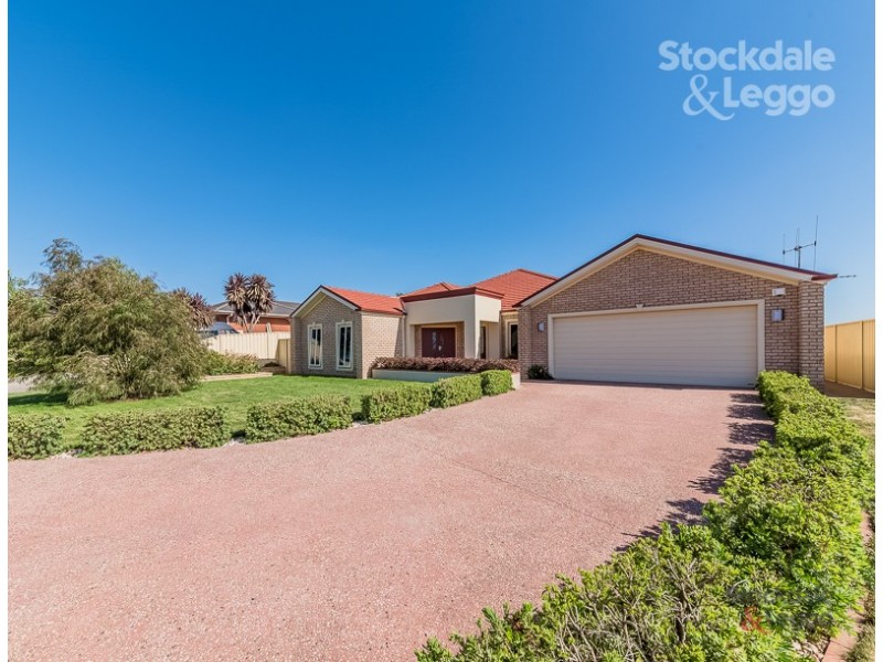 17 Eleanor Court, Leongatha VIC 3953