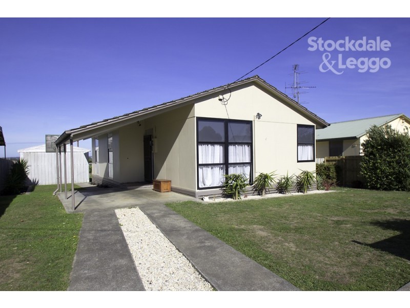 9 Byrne Street, Leongatha VIC 3953