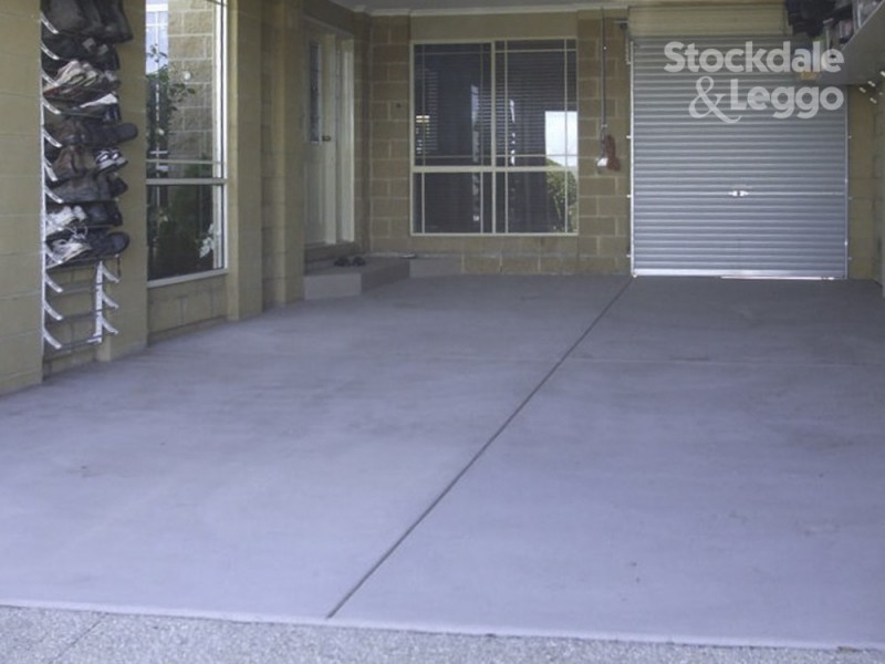 6 Carr Avenue, Leongatha VIC 3953