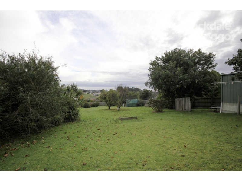 9 Jeffrey Street, Leongatha VIC 3953