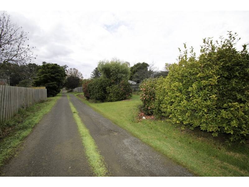 9 Jeffrey Street, Leongatha VIC 3953