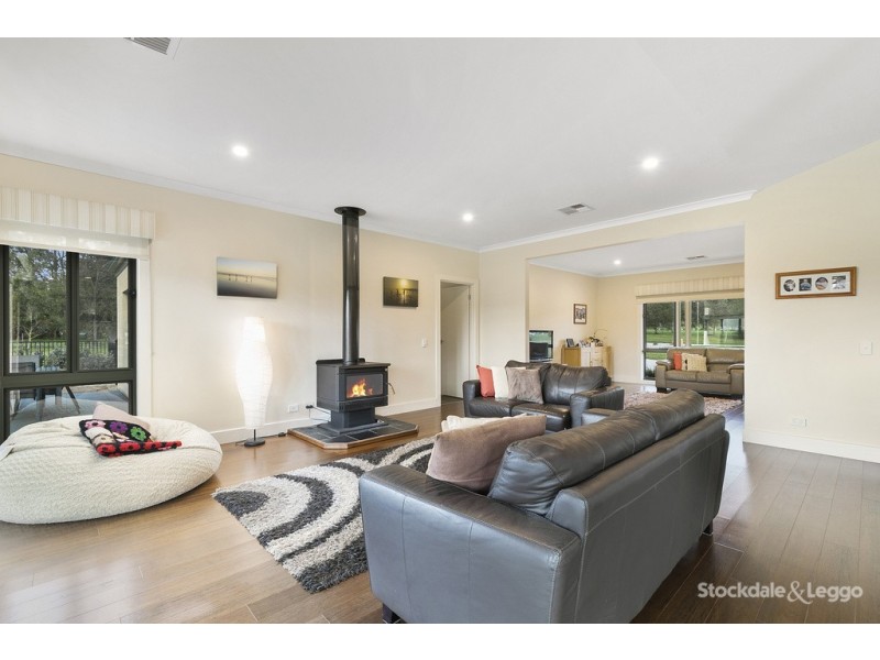 13 Wallaby Drive, Koonwarra VIC 3954