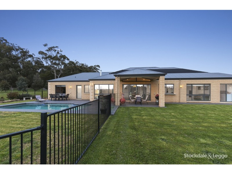 13 Wallaby Drive, Koonwarra VIC 3954