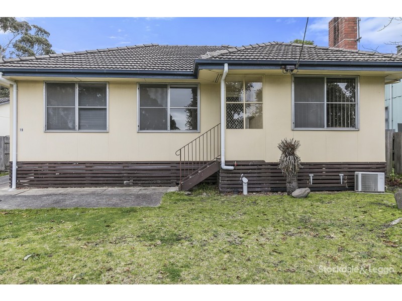 19 Whitelaw Street, Meeniyan VIC 3956