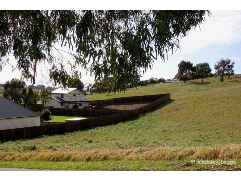 4 Floraston Drive, Leongatha VIC 3953