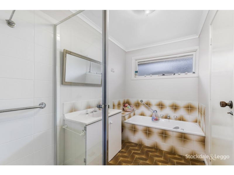 16 Mary Rogers Crescent, Leongatha VIC 3953