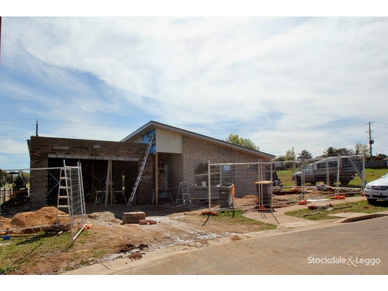 6 Willow Grove, Leongatha VIC 3953